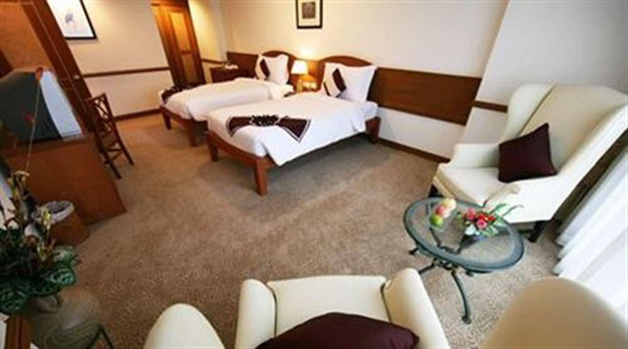 Grand Diamond City Hotel & Casino Poipet Екстериор снимка