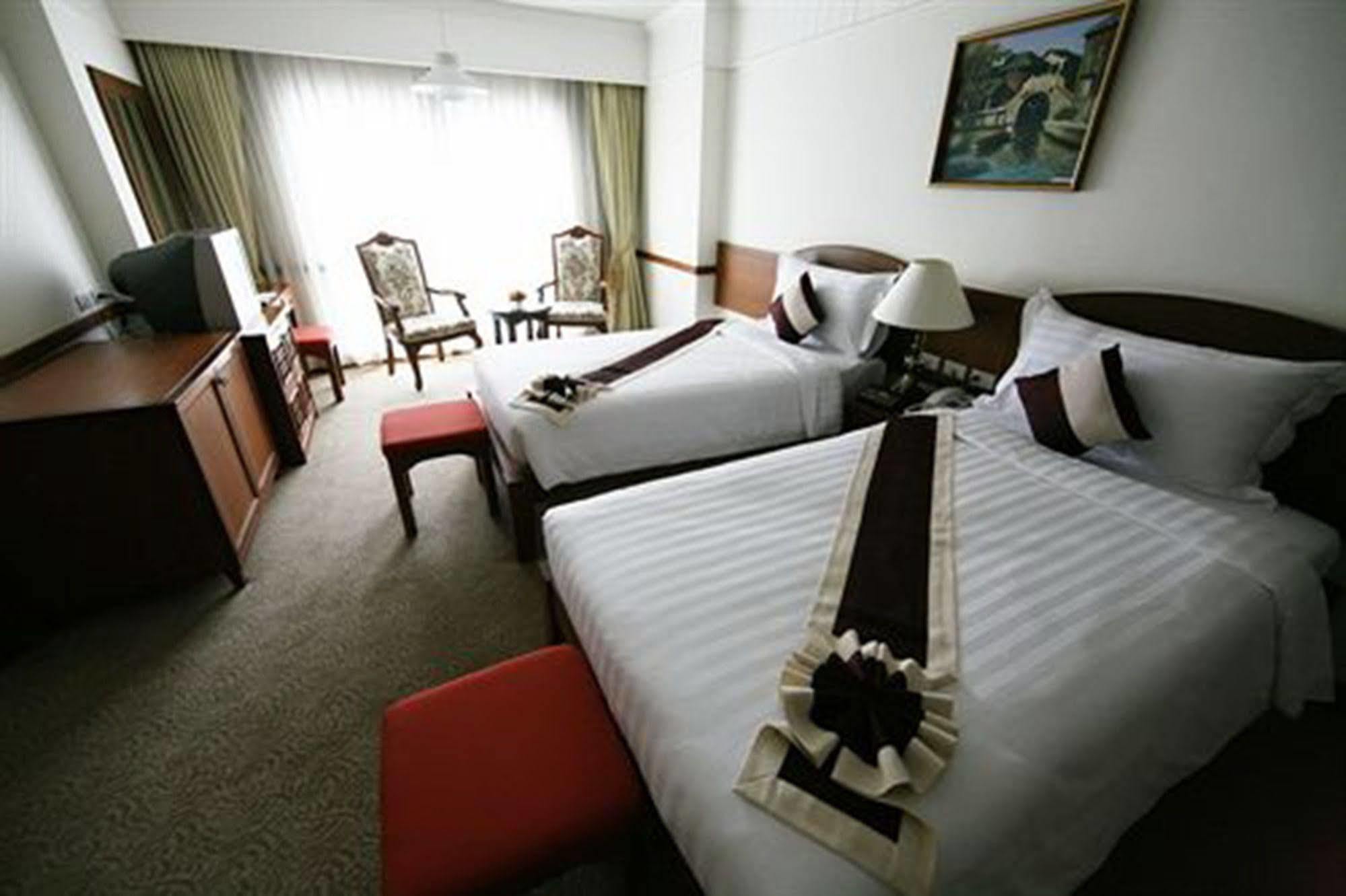Grand Diamond City Hotel & Casino Poipet Екстериор снимка